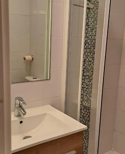 Le Cap D'agde, Beija Flor, Tres Proche Village Naturiste, 2 Mn A Pied, Un Coin De Detente Dans La Pinede, Wifi Gratuit *