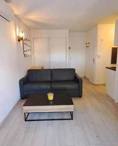 Le Cap D'agde, Beija Flor, Tres Proche Village Naturiste, 2 Mn A Pied, Un Coin De Detente Dans La Pinede, Wifi Gratuit Apartman